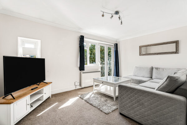 Westall Close, Hertford, SG13