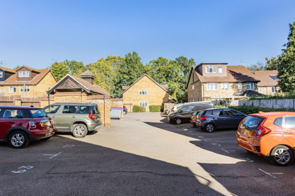 Halleys Ridge, Hertford, SG14