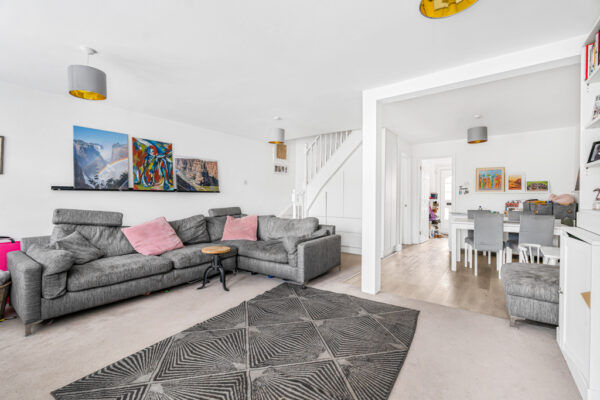 Waterdale, Hertford, SG13