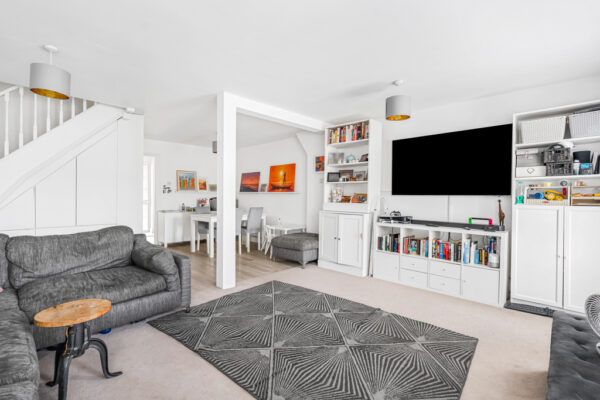 Waterdale, Hertford, SG13