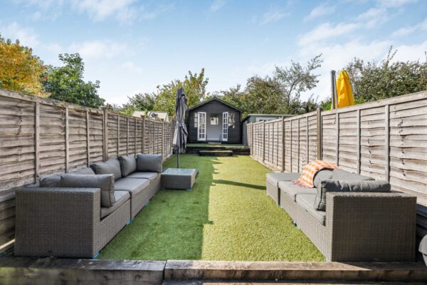 Railway Place, Hertford, SG13