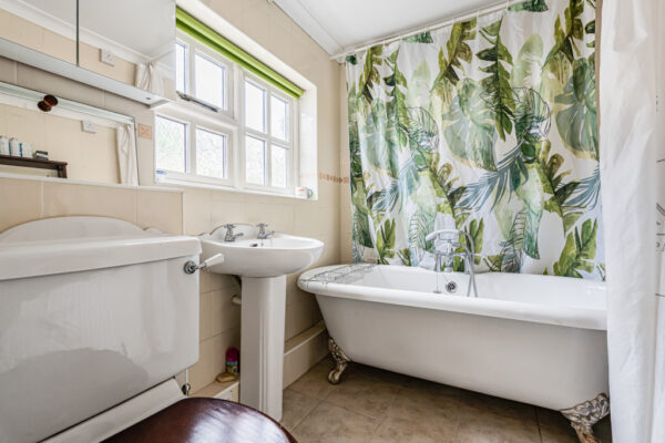 Oldhall Street, Hertford, SG14