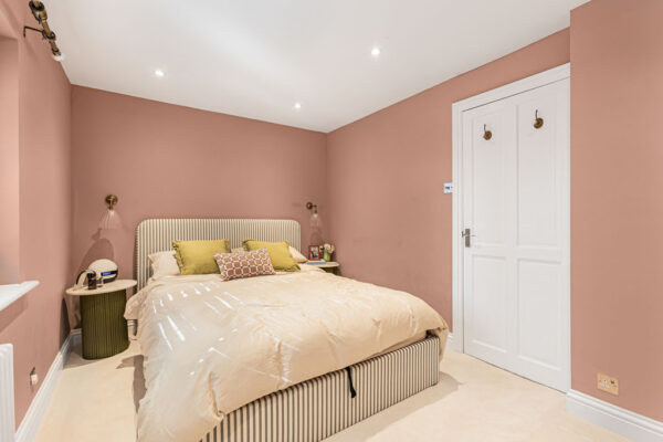 Halleys Ridge, Hertford, SG14
