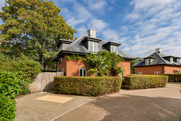 Willis Grove, Balls Park, SG13