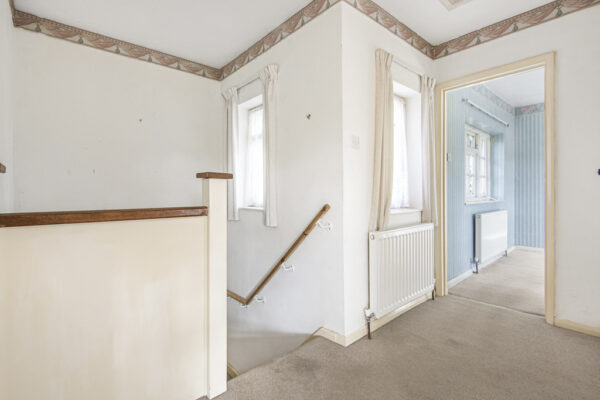 High Road, Waterford, SG14