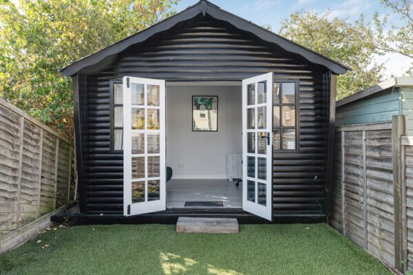 Railway Place, Hertford, SG13
