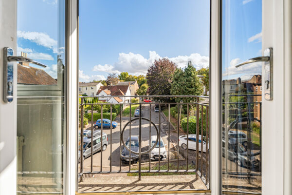 Westall Close, Hertford, SG13