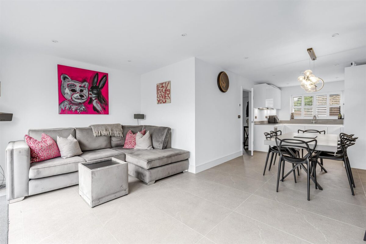 Bengeo Street, Hertford, SG14