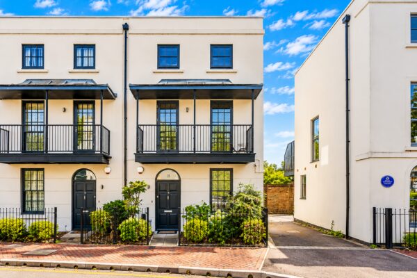 North Road, Hertford, SG14