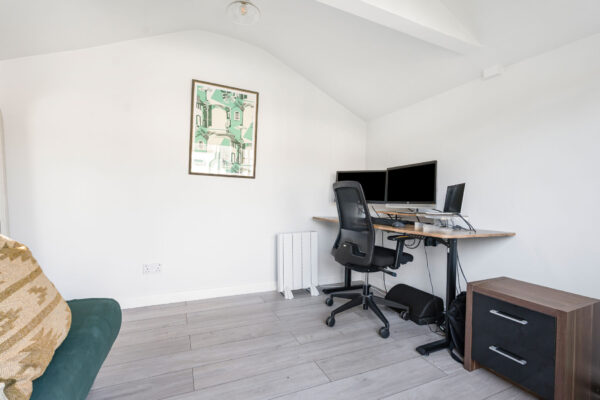Railway Place, Hertford, SG13