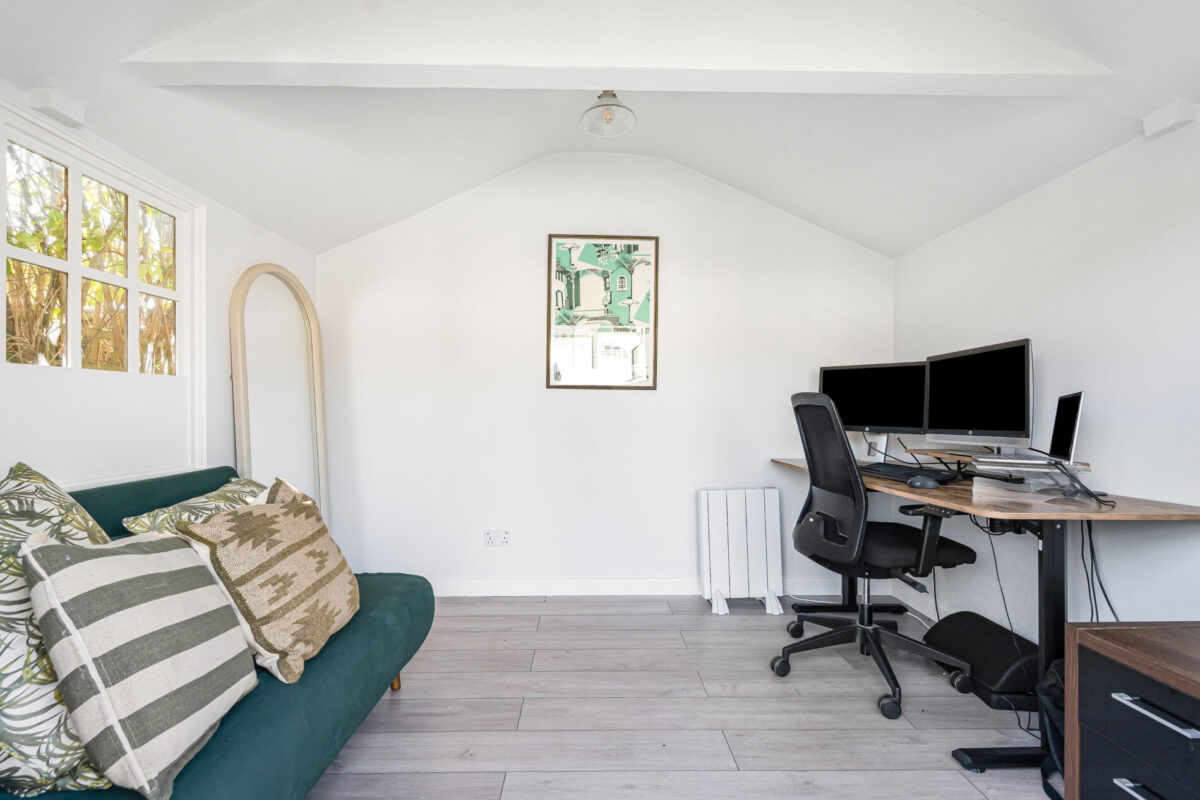 Railway Place, Hertford, SG13
