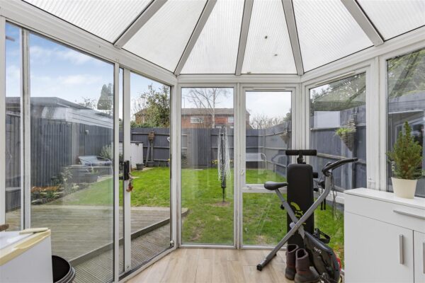 Temple Fields, Hertford, SG14