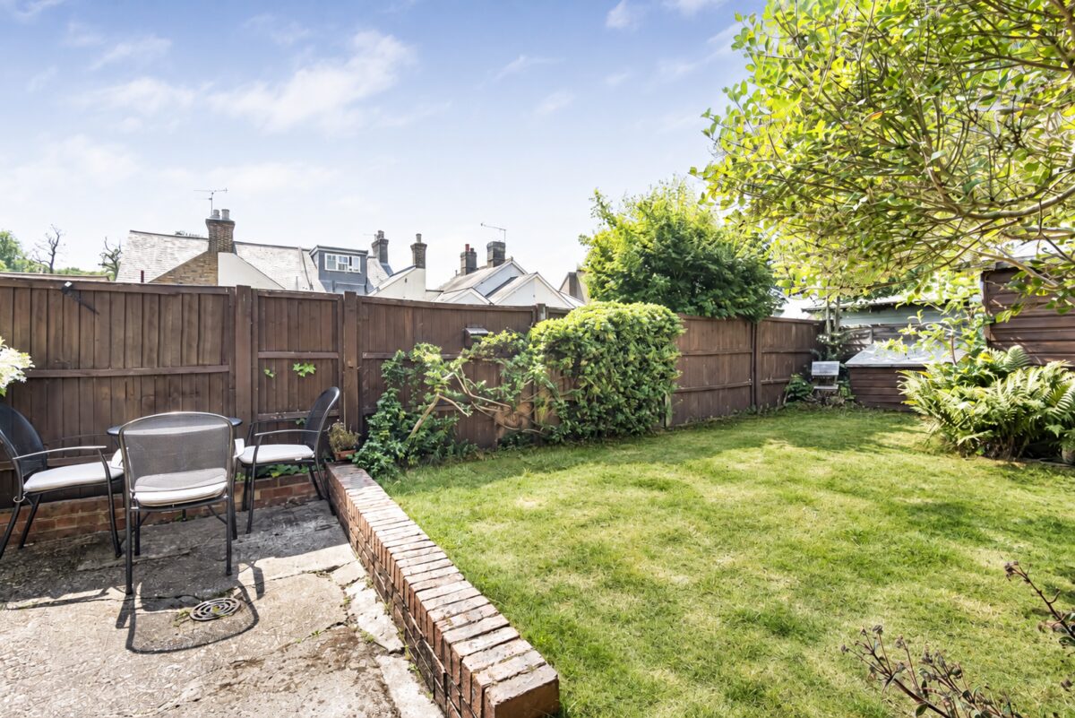 Nelson Street, Hertford, SG14