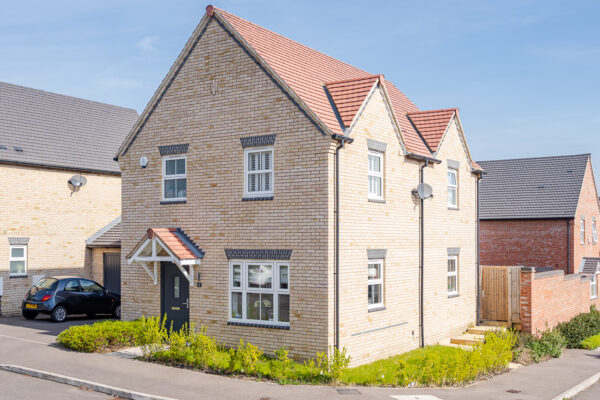Dawkins Close, Puckeridge, SG11