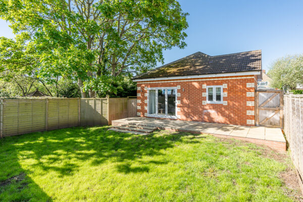 Grove Walk, Hertford, SG14