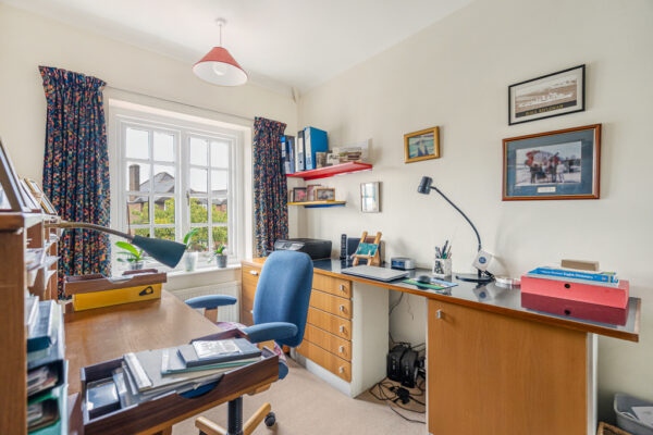 Fordwich Rise, Hertford, SG14