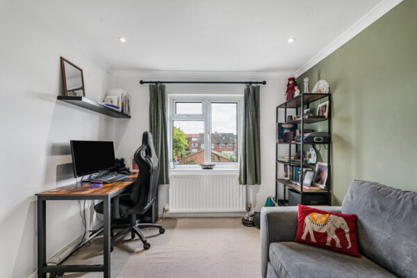 Grove Road, Ware, SG12