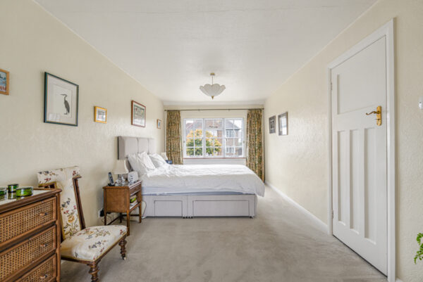 Fordwich Rise, Hertford, SG14