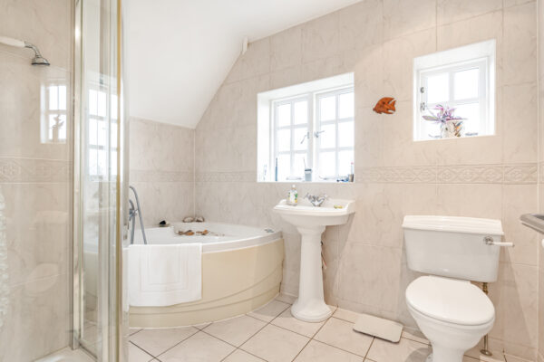 Fordwich Rise, Hertford, SG14