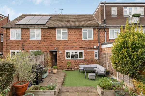 Grove Road, Ware, SG12