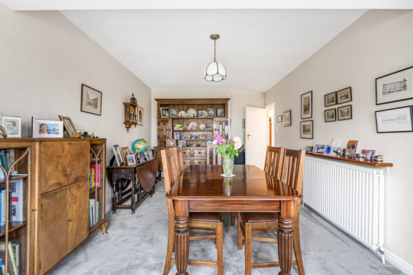 Fordwich Rise, Hertford, SG14