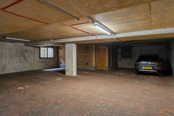 Ashbourne Gardens, Hertford, SG13