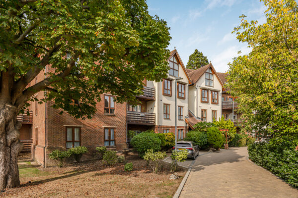 Ashbourne Gardens, Hertford, SG13