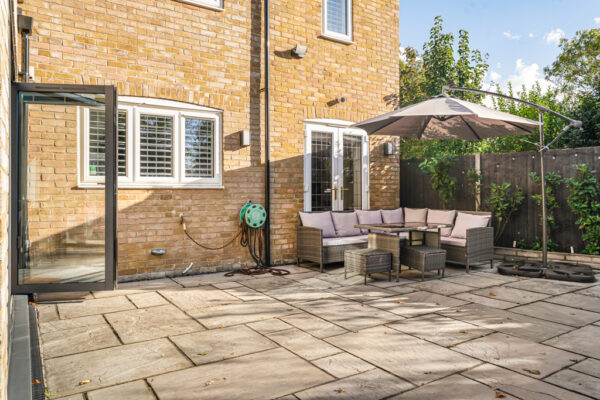 Lilbourne Drive, Hertford, SG13