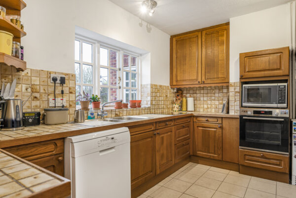Fordwich Rise, Hertford, SG14