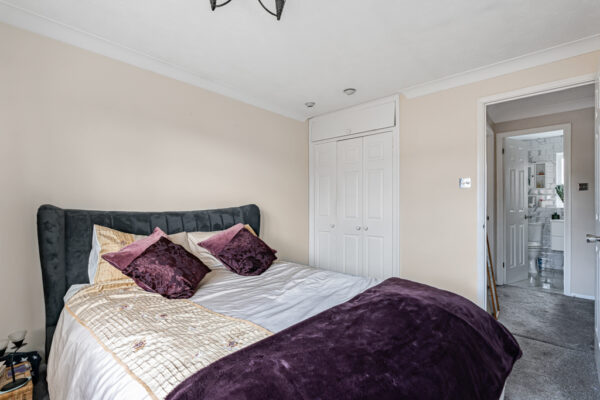 Foxes Close, Hertford, SG13