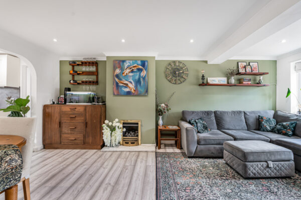 Grove Road, Ware, SG12
