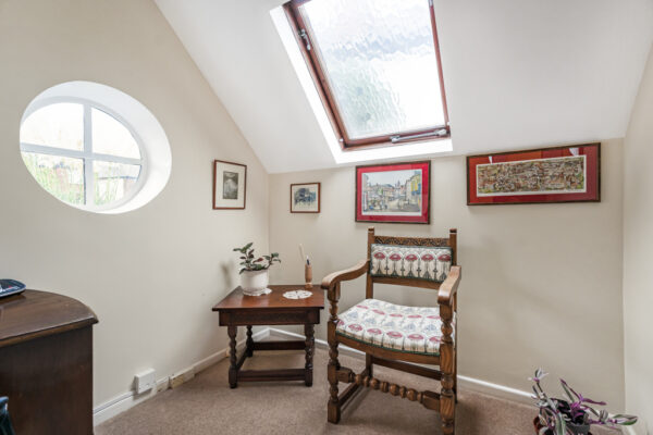 Fordwich Rise, Hertford, SG14