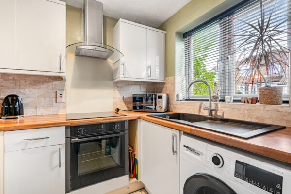 Foxes Close, Hertford, SG13