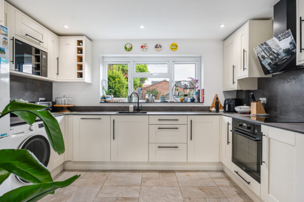 Grove Road, Ware, SG12