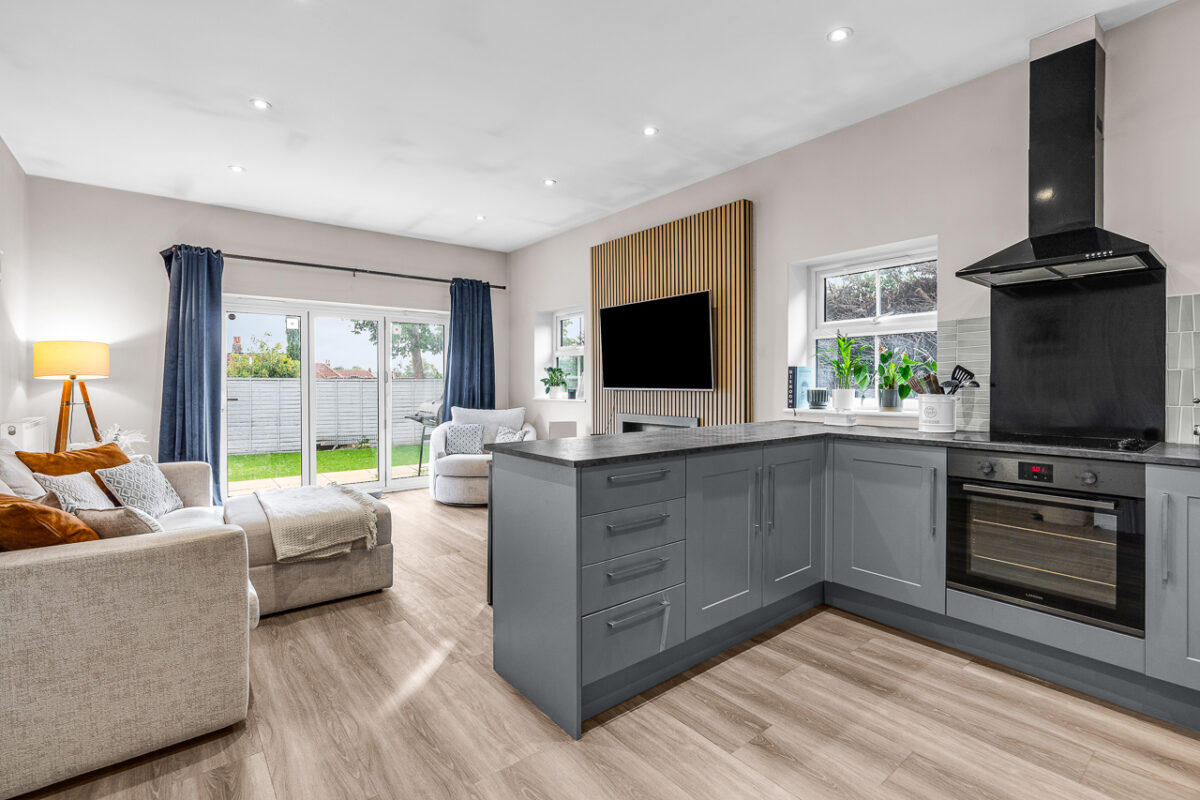 Grove Walk, Hertford, SG14